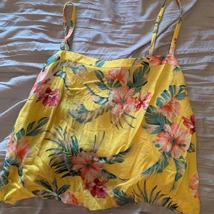 Tank top/ crop top